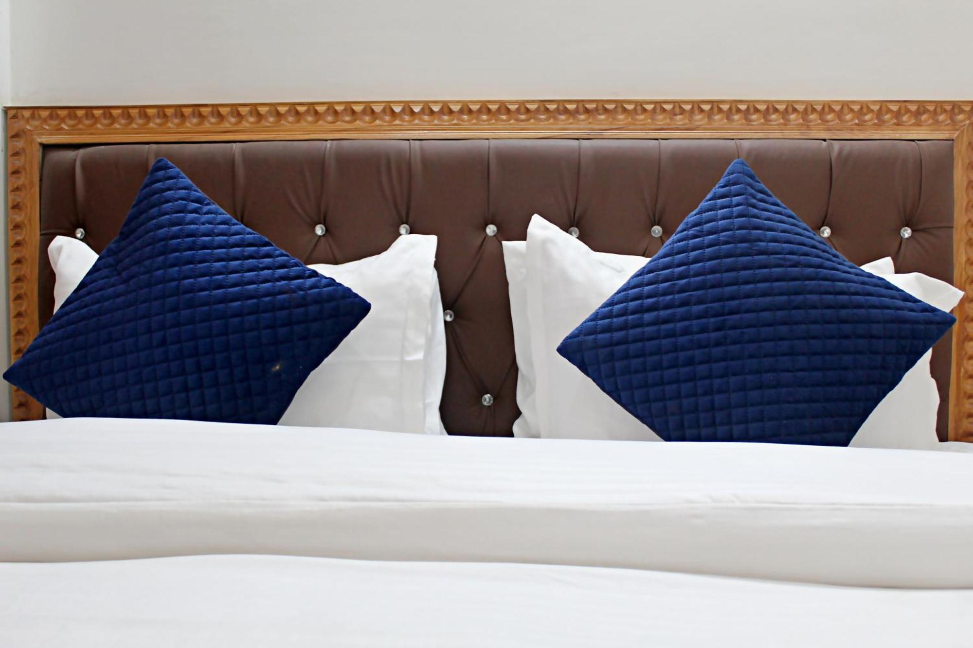 The Richie Royal Inn 마날리 외부 사진
